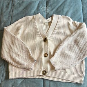 Womens  H&M cropped boxy cardigan. Brand new. Size M